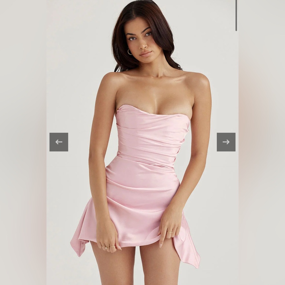 Silky Satin Corset Strapless Party Mini Dress - Pink 
SIZE: XS
BRAND: Fielshop